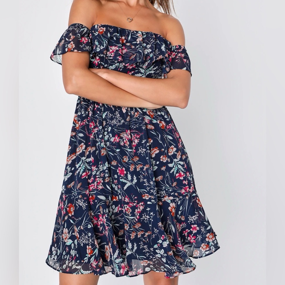 Lulu's Navy Floral Dress NWT